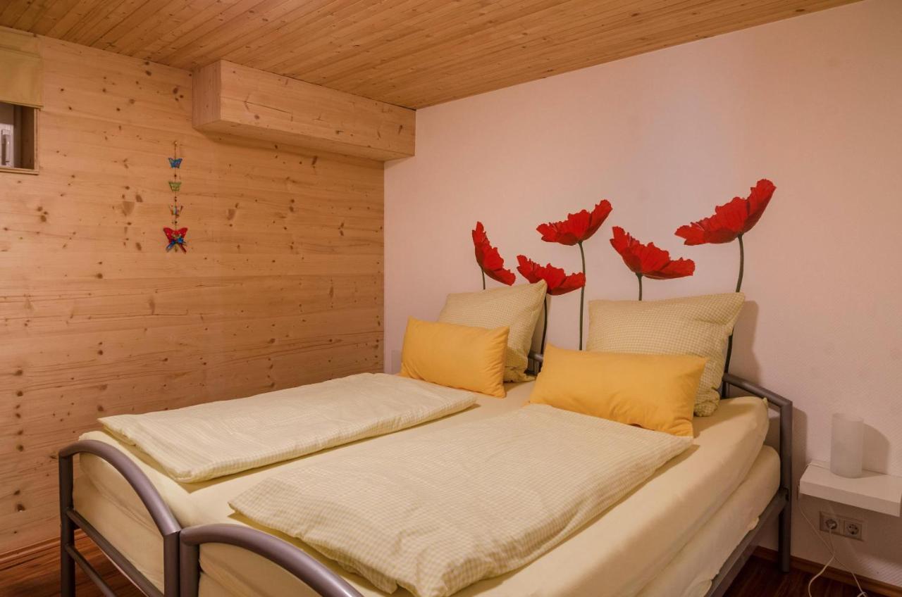 אוברלינגן Ferienwohnung Untergeschoss מראה חיצוני תמונה